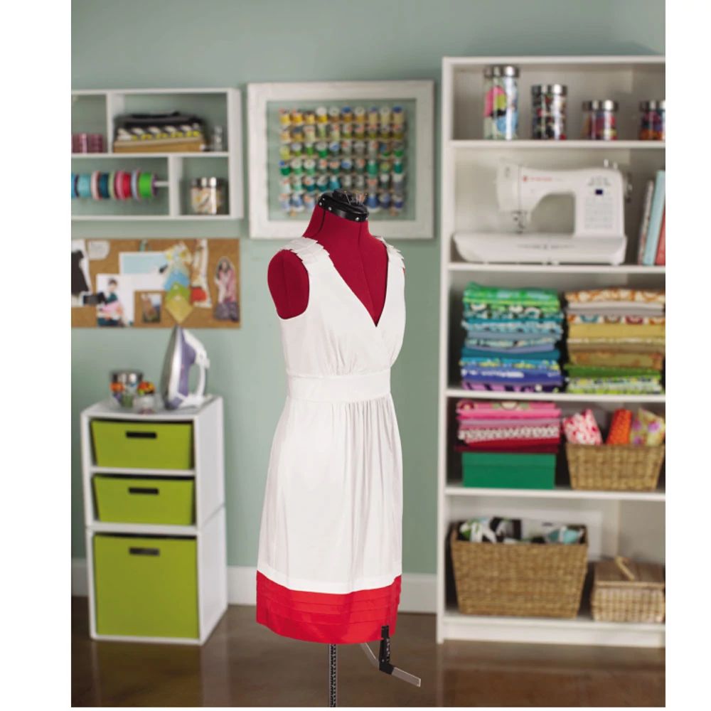 Singer DressWork Adjustable Dress form Small to Medium - Red - Dress size: 8-16 - 14 adjustments