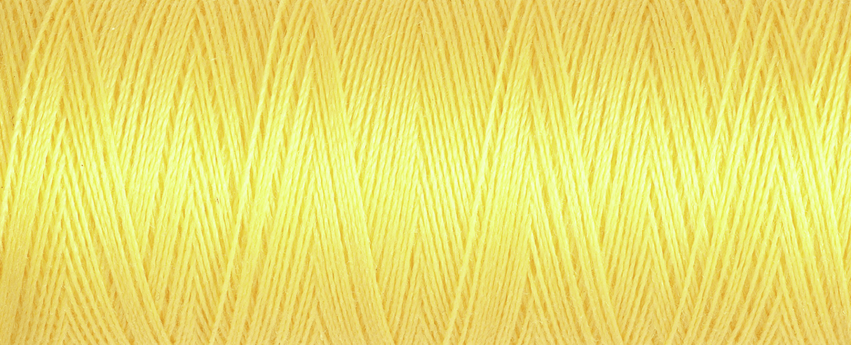 Gutermann Sew-All Thread 100m - Baby Yellow (#852)