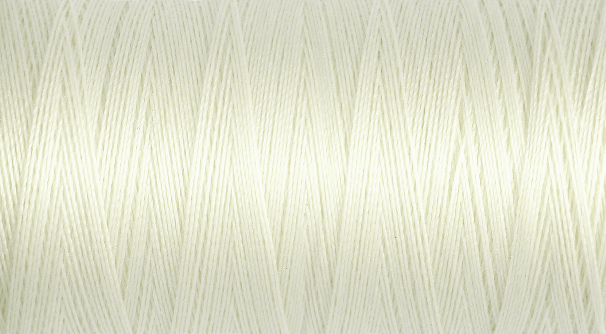 Gutermann Sew-All Thread 250m - Ivory (#001)