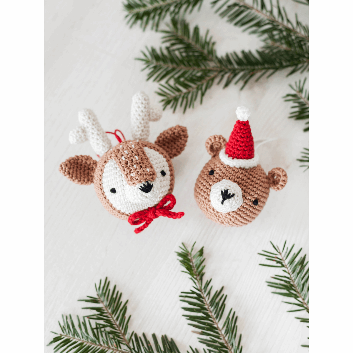 Anchor Crochet Kit: Amigurumi Christmas Reindeer & Teddy