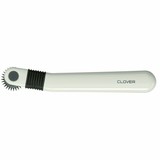 Clover Tracing Wheel with Serrated Edge