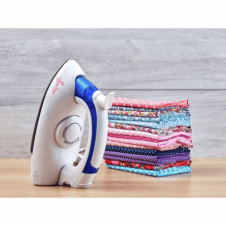 Sew Easy Steam Iron 700w with non stick soleplate