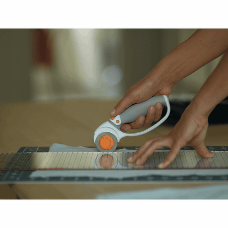 Fiskars Rotary Cutter 45mm Loop - Titanium