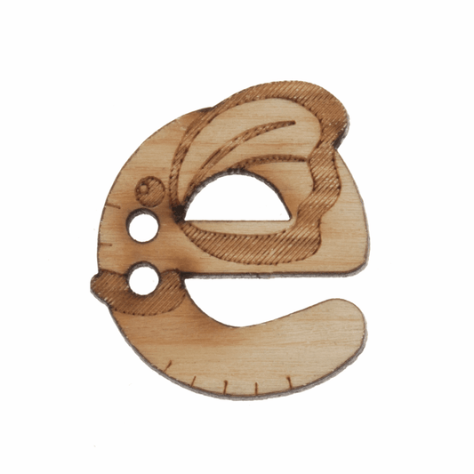 Trimits Wooden Alphabet Button (E) - 22mm/35 lignes