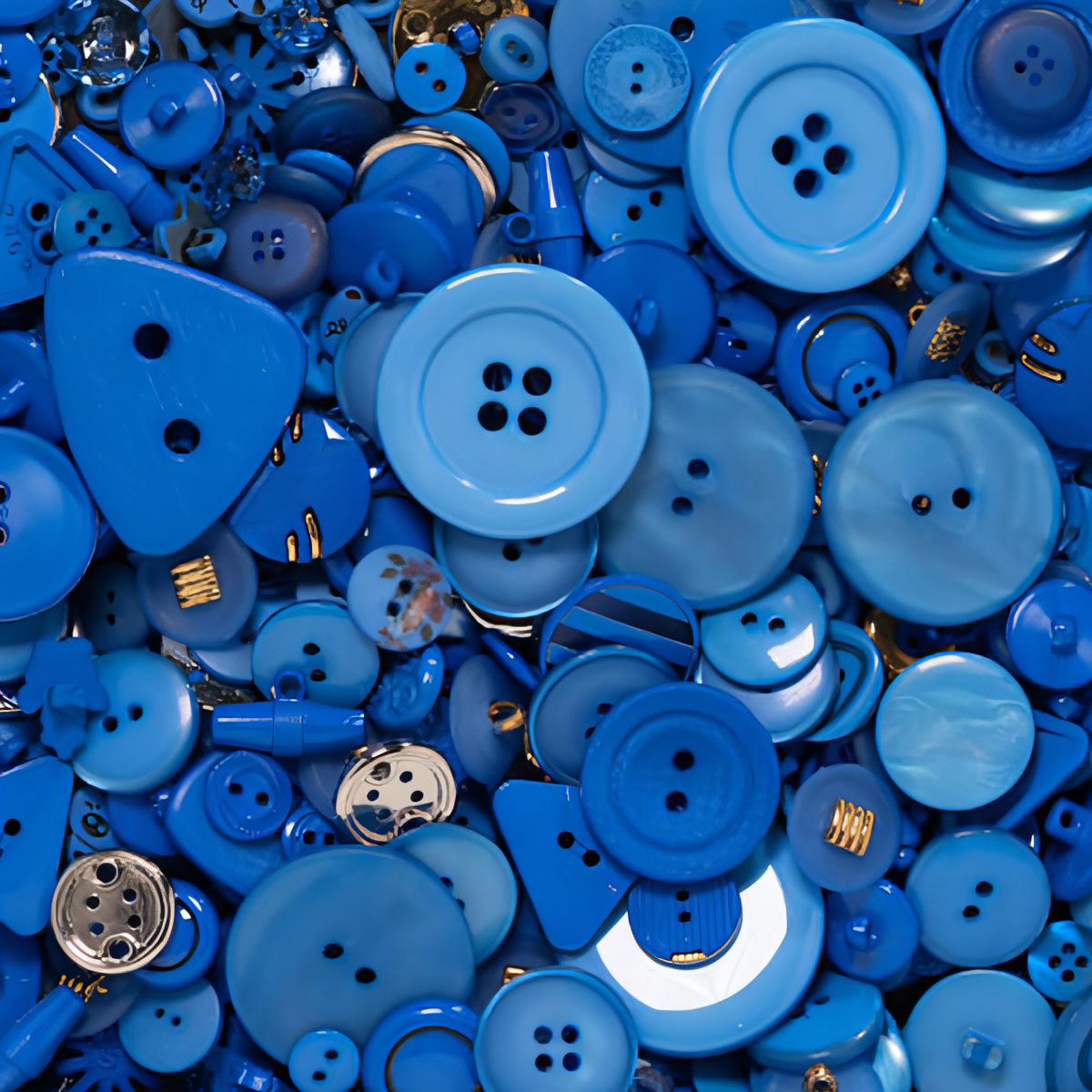 Deluxe Mid Blue Assorted Button Pack