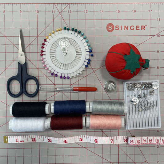 Starter Set with 6 x threads, embroidery scissors, needle threader, tape measure and more